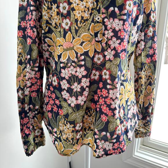 Talbots 100% Cotton XS Colorful Pintuck Floral Lightweight Feminine Blouse - Picture 4 of 7